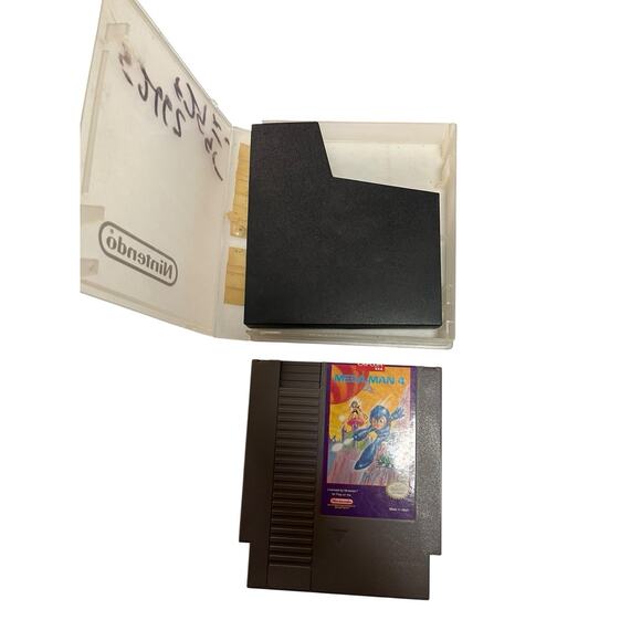 Mega Man 4 (Nintendo Entertainment System, 1992) NES Cartridge Only With Case - Picture 1 of 6